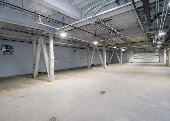Апартаменты 4br South Loop With Rooftop And Gym Near Mccormick Place *